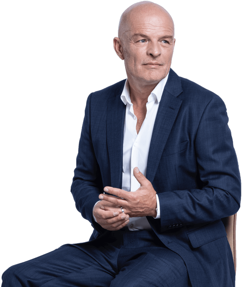 Stephan Lehmann im seriösen Business-Outfit